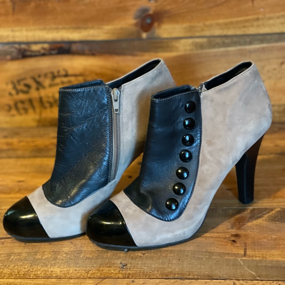 Gianni Bini leather & suede heels